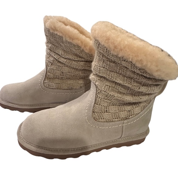 Virginia Winter White Bearpaw Boots Size 9 - Picture 2 of 10